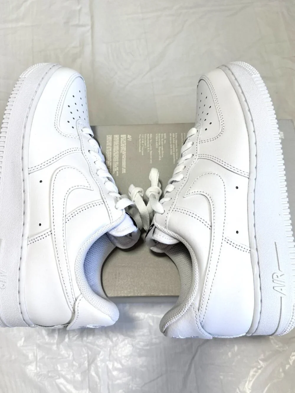 NEW Nike Air Force 1 Low White DD8959-100 Women's Size 9 Athletic (BOX NO LID)